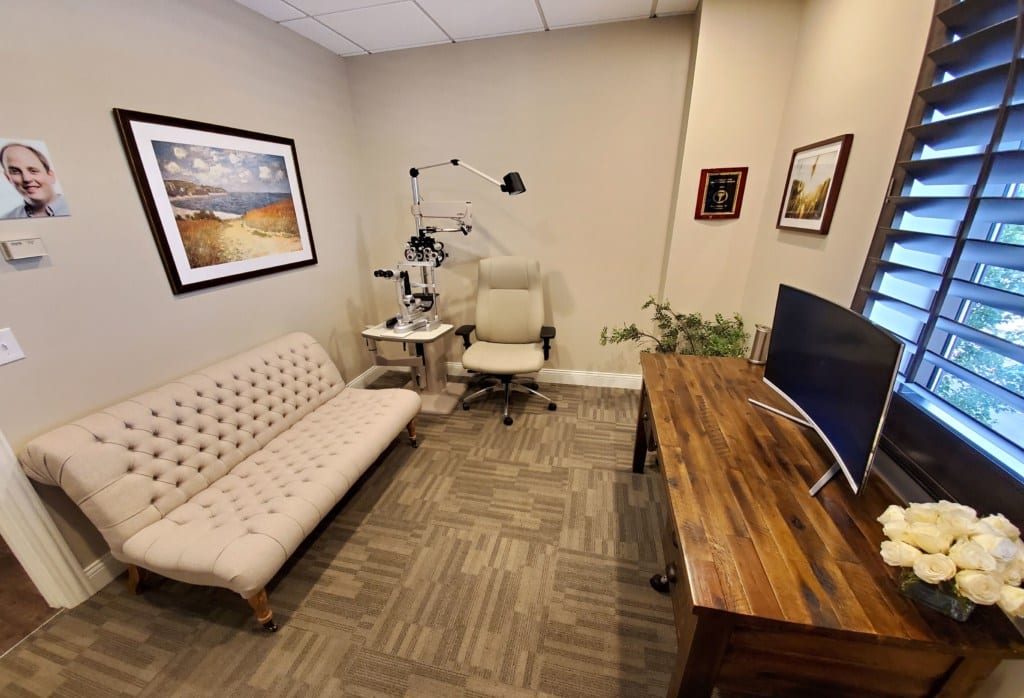 Brinton Vision patient suite